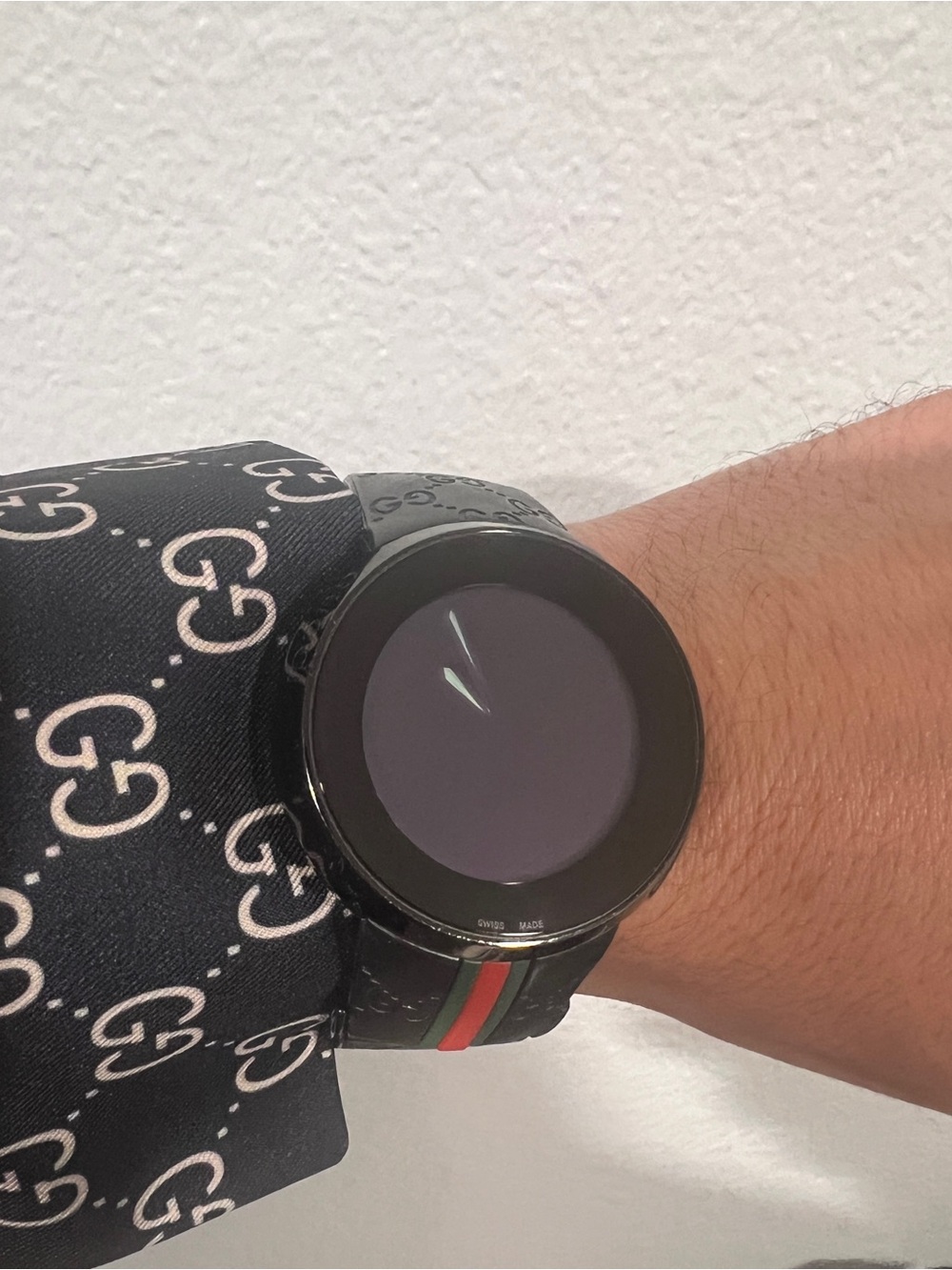 Gucci Black Smartwatch with Green and Red Stripe